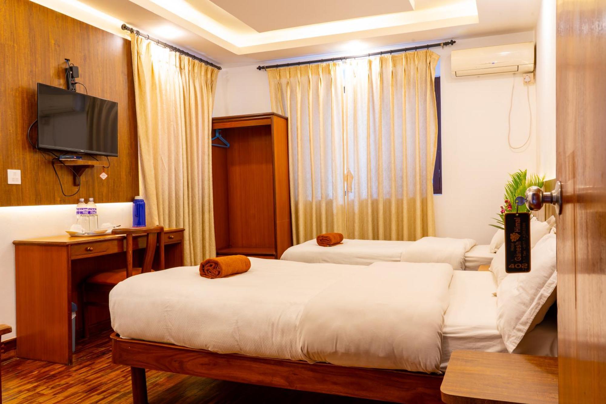 Hotel Ganesh Himal Kathmandu Exterior photo