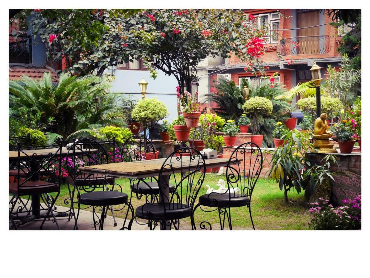 Hotel Ganesh Himal Kathmandu Exterior photo
